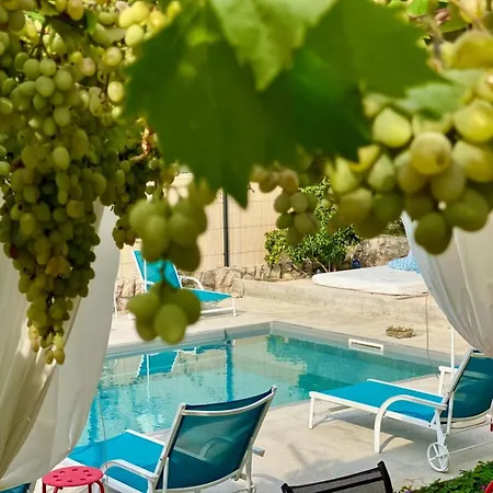 Dube - One Bedroom With Sea View And Terrace *